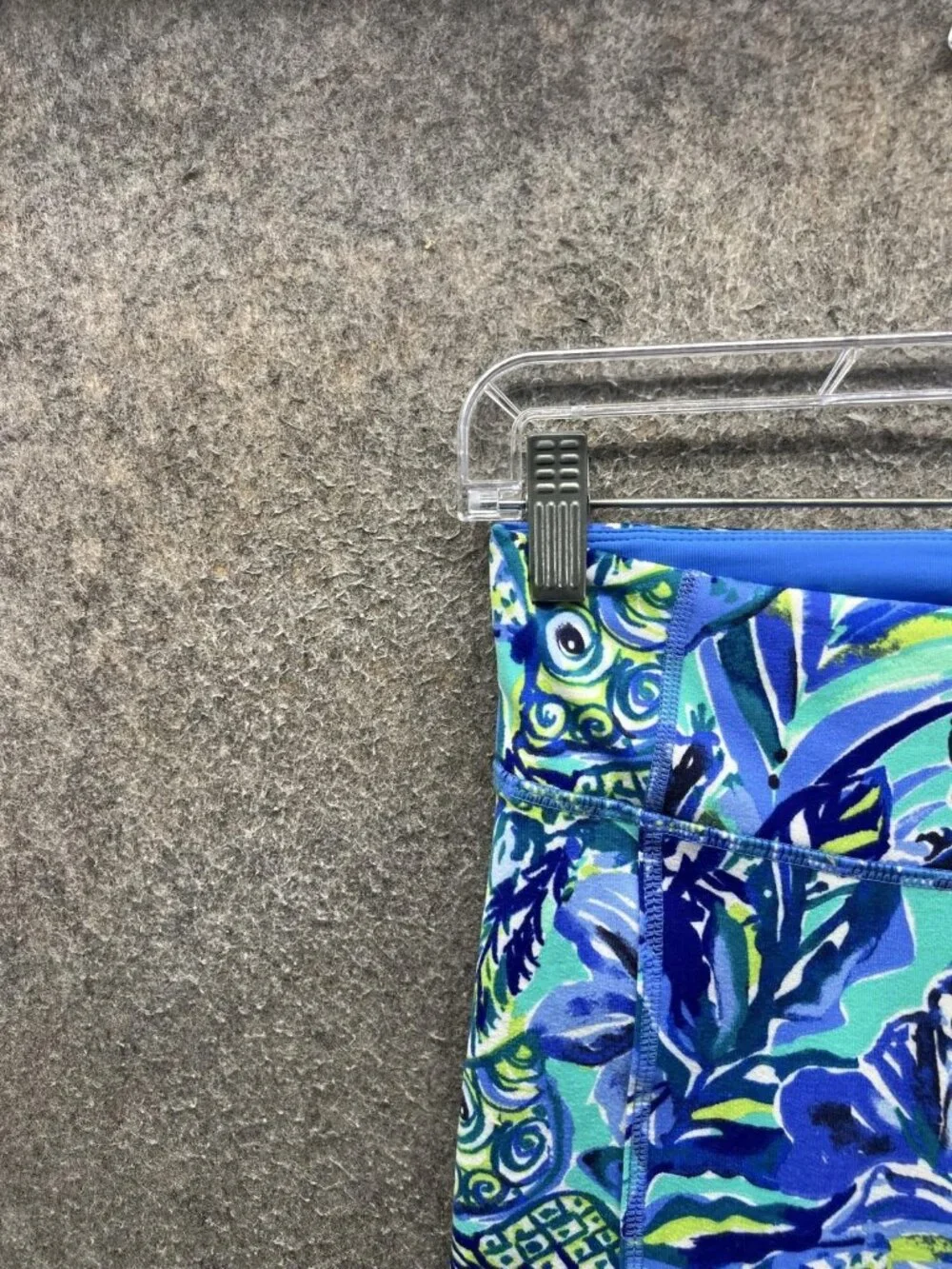Lilly Pulitzer Luxletic Leggings Womens XS Multicolor Floral Capri Yoga Pants